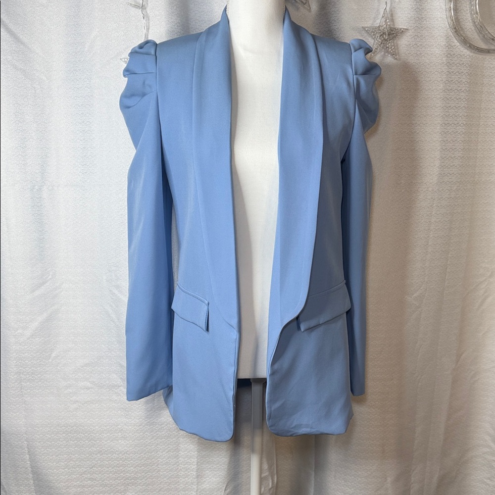 Elegant Light Blue Blazer with Puff Shoulders